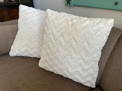White Chevron Texture Faux Fur Plush Decorative Throw Pillows0 16  x 16'', Pair