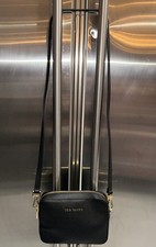 Ted Baker Debbi Black Pebbled Bovine Leather Crossbody Camara Bag Gold Hardware