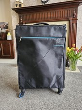 Maleta mediana giratoria ligera de 4 ruedas Modo Roncato Softshell