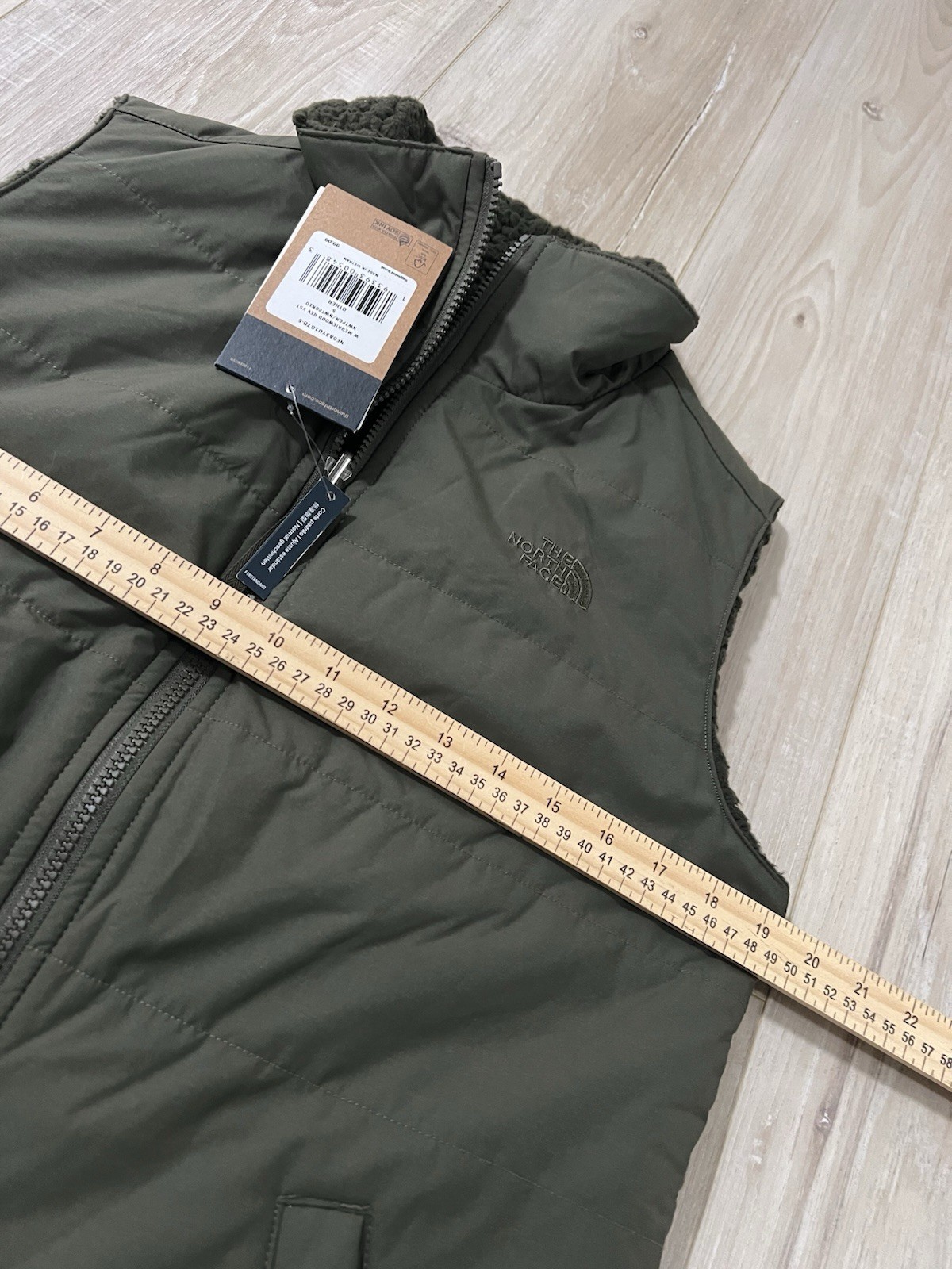 The North Face W Merriewood Reversible Sherpa Vest Insulated NWT Small thumbnail 4