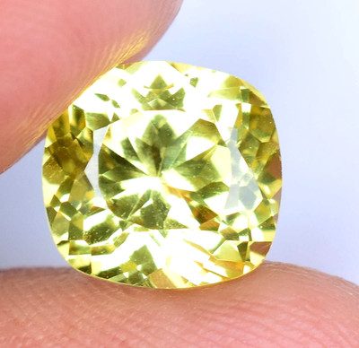 5,20 ct Gelber Natur-Asterismus Saphir Cushion Loupe-Clean AGSL Zertifikat