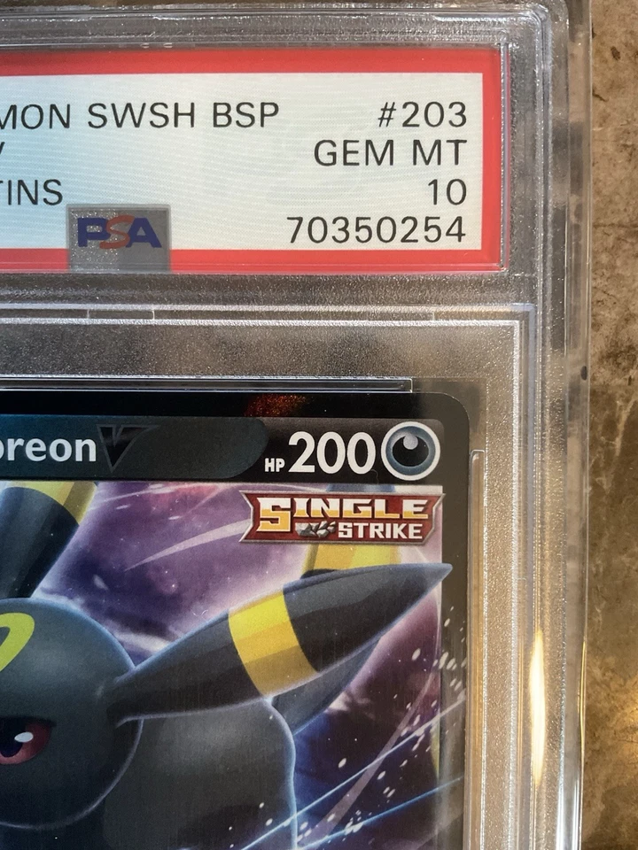 PSA:10 Umbreon V SWSH203 SWSH: Sword & Shield Promo Cards Holo - Image 3 of 4