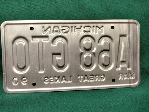 Coppia di targhette personalizzate vintage Michigan ""A68 GTO"" ~ mai usate! PM - Foto 6 di 8