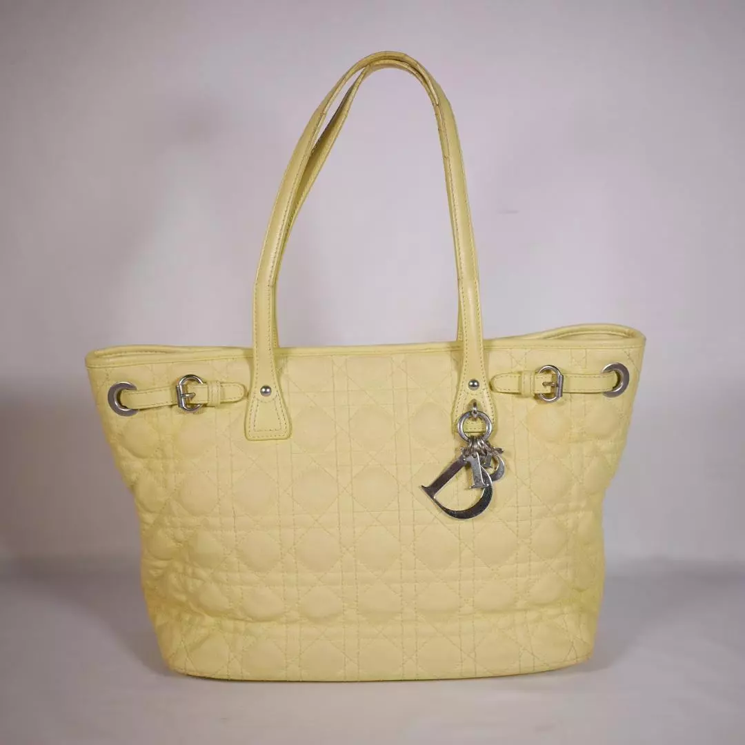 Sac fourre tout CHRISTIAN DIOR Panarea Cannage D ferrures métalliques pastel femmes du Japon