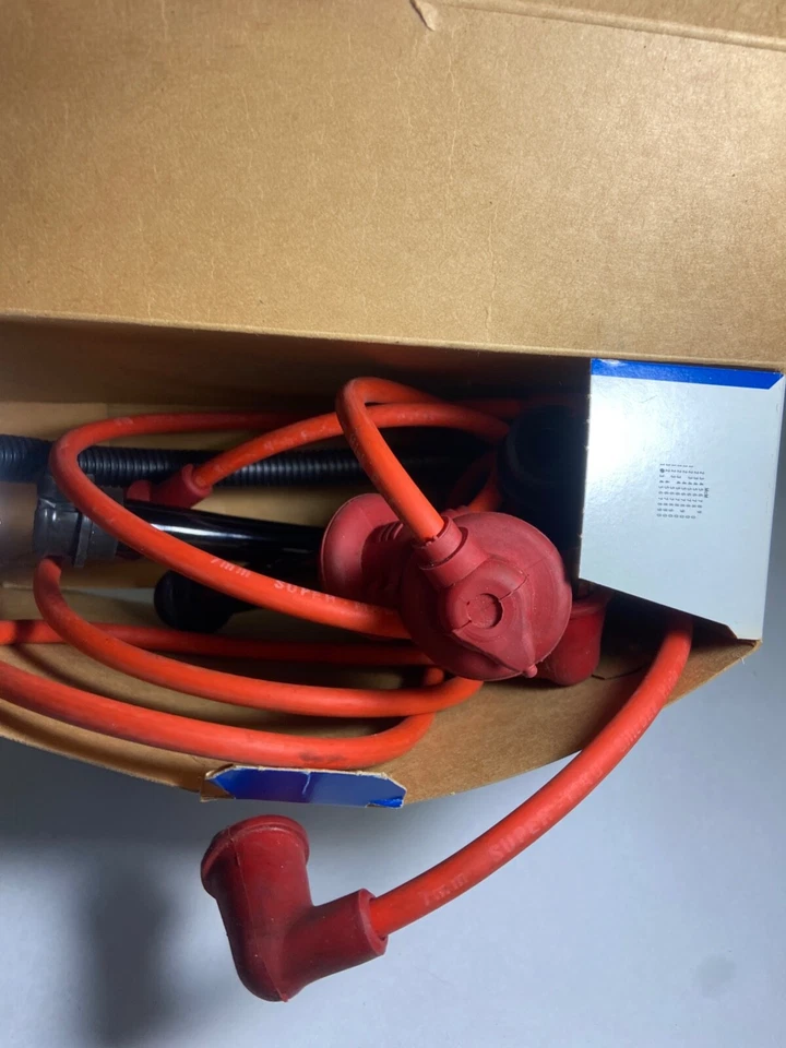 Juego de cables de bujía Beck/Arnley 175-5848 para Toyota Corolla 85-87 1,6 L-L4 Foto 3 de 4