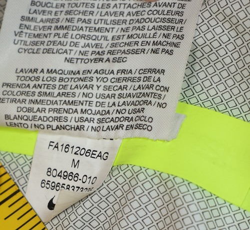 Nike Rain Jacket Boys Medium - Picture 6 of 7