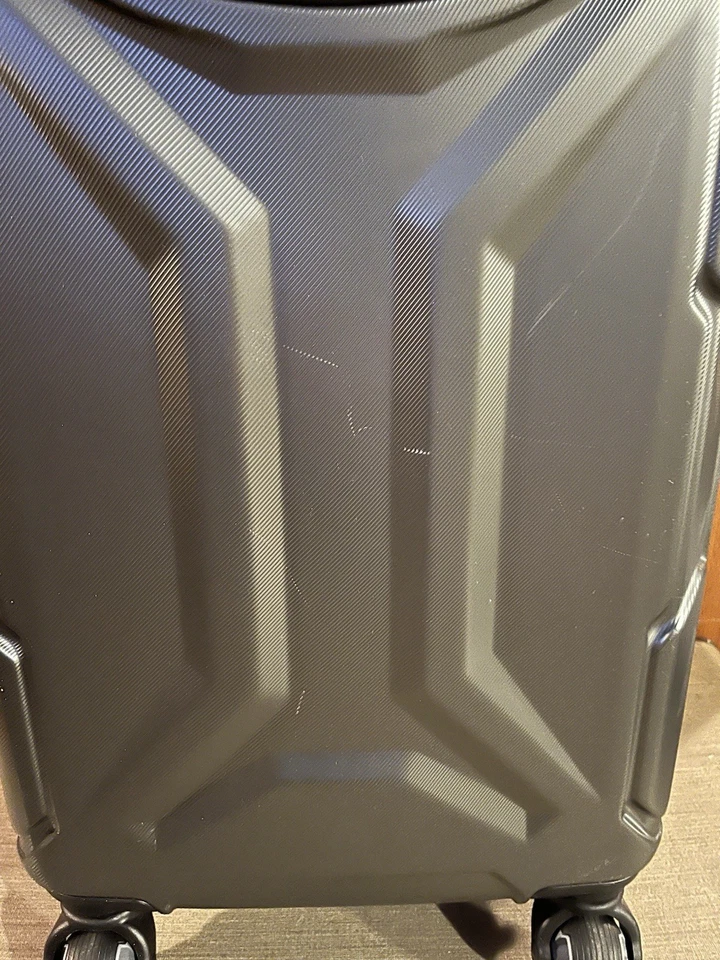 American Tourister Cargo Max hardside Carry On luggage -21” - Image 4 of 4