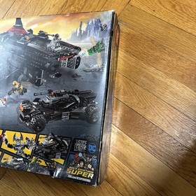 New Factory Sealed LEGO DC Comics: Flying Fox: Batmobile Airlift Attack (76087)