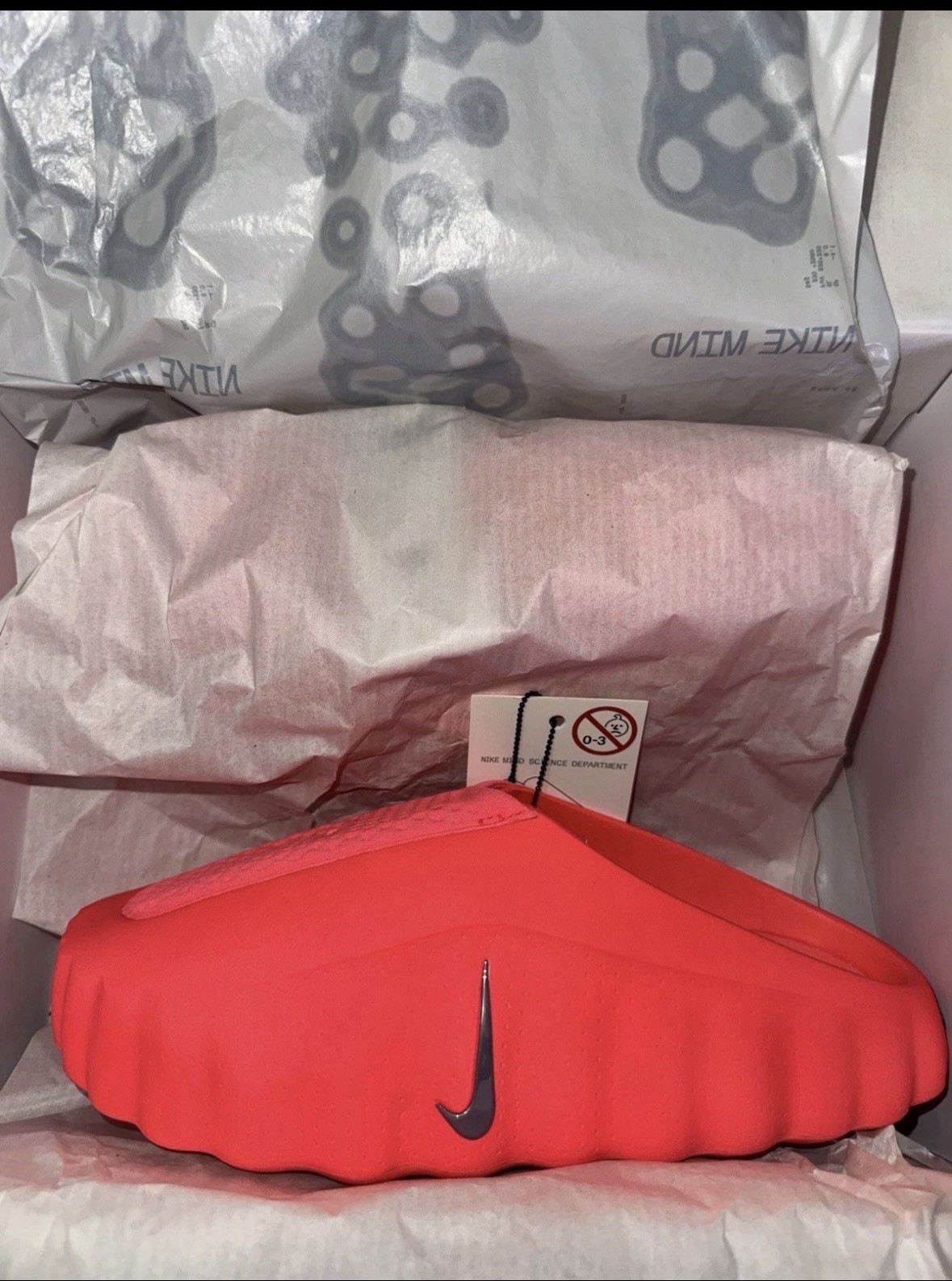 Nike Mind 001  Solar Red-Women's Size 7 thumbnail 3