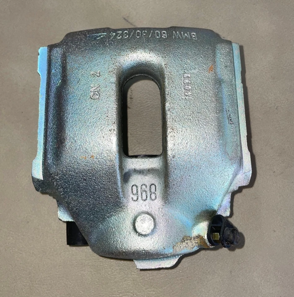 宝马前右手制动卡钳 - 34-11-1-160-326 - 适用于 850CSi、850Ci 和 850i 91 -95 — 第 4/4 张图片