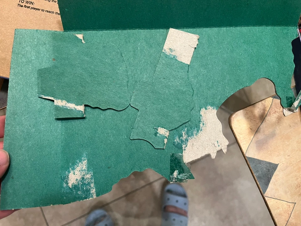 RARE Vintage The Hobbit Game 1978 Milton Bradley MB Board Game Missing 2 Pawns - Image 4 of 4