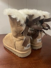 UGG Australia Toddler Bailey Bow II Boot Original Style 1017394T Chestnut Sz 9