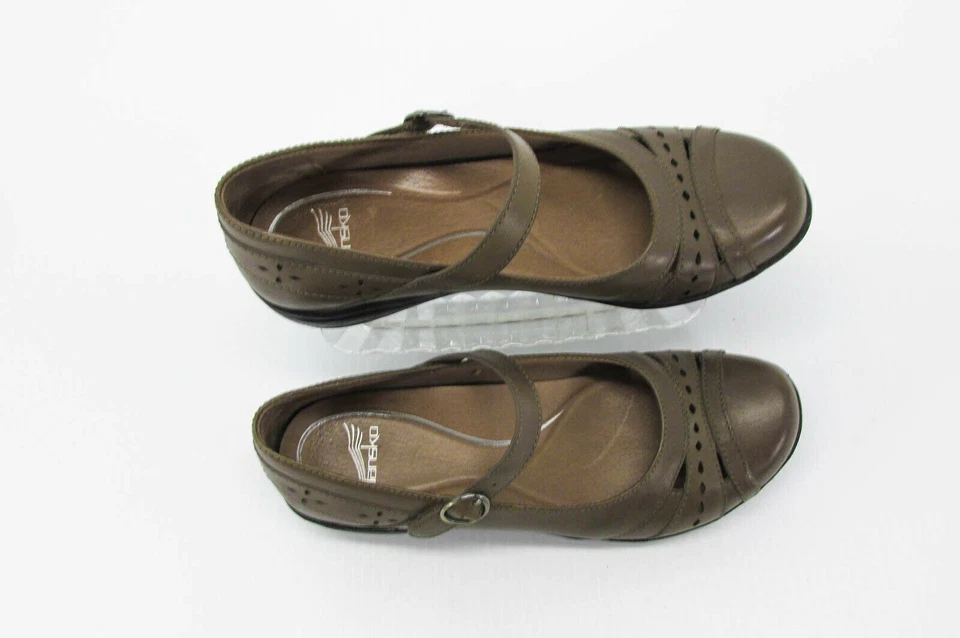 Sapato Feminino Dansko Mathilda Tamanho 8.5M EUR 39 Marrom Mary Jane Plano Pré-propriedade XQ - Imagem 2 de 4