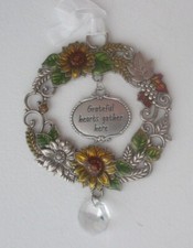 C1 Grateful hearts gather here autumn SUNFLOWER HARVEST WREATH ORNAMENT ganz 6794.82 per gallon