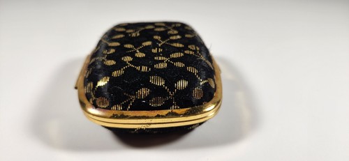 VINTAGE FLORN TRAVEL ALARM CLOCK GLOW HANDS BLACK AND GOLD - Picture 18 of 20