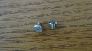 DUAL CS 731q Plattenspieler Ersatzteil 2 Schrauben