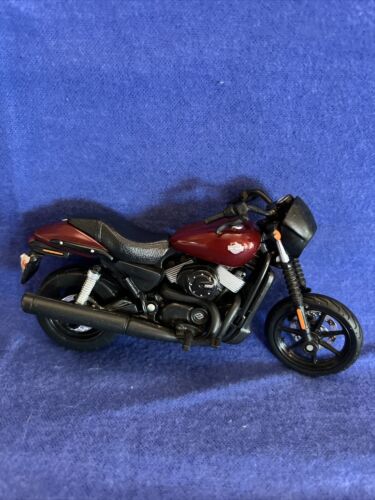 Maisto Harley Davidson Street 750 Diecast Motorcycle Scale 1:18 - 2015 - Picture 1 of 4