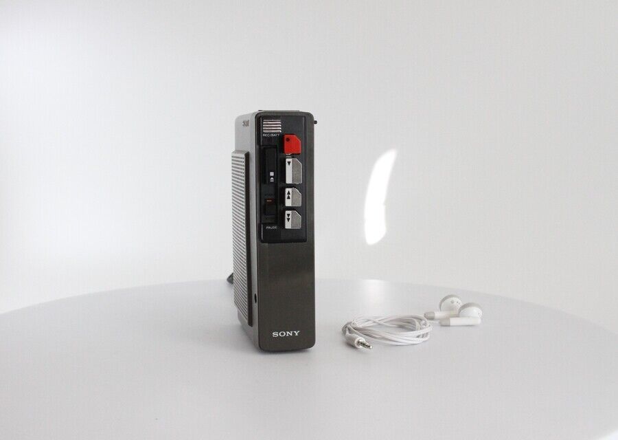 Sony TCM359V Portable Variable Speed Cassette Recorder Sony TCM359V Portable Variable Speed Cassette Recorder