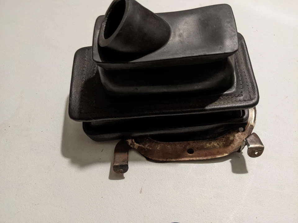 82 83 93 CHEVY S10 BLAZER GMC S15 JIMMY 4X4 CAJA DE TRANSFERENCIA PALANCA DE CAMBIOS MONTAJE BOTA Foto 3 de 4