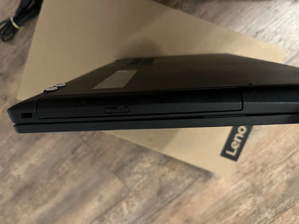 Lenovo V145-15AST /AMD A4-9125 /952 GB Festplatte/4Gb Ram/15.6" Win 11 Pro - Bild 4 von 4