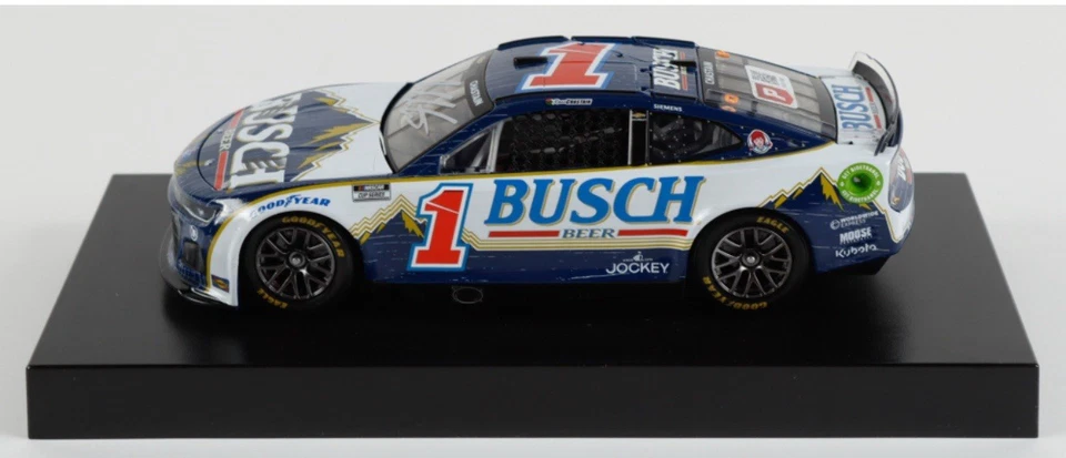 Ross Chastain Signed 2024 #1 Busch Light Retro Camaro ZL1  1:24 Diecast #/540 - Image 4 of 4