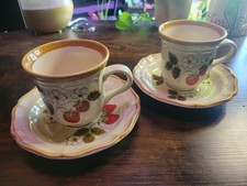 Mikasa Strawberry Festival Demitasse Set of 2 Cups and Saucers Japan