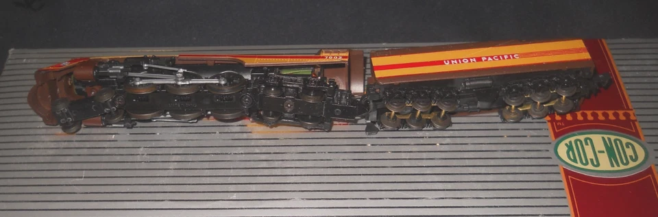 N Scale Con-Cor Union Pacific 4-6-4 #7002 - Image 3 of 4