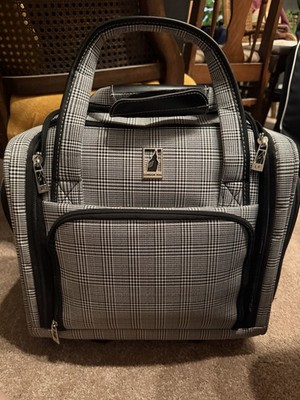 London Fog Under the Seat Carry On Sheffield Roller Bag 15IN Small Suitcase