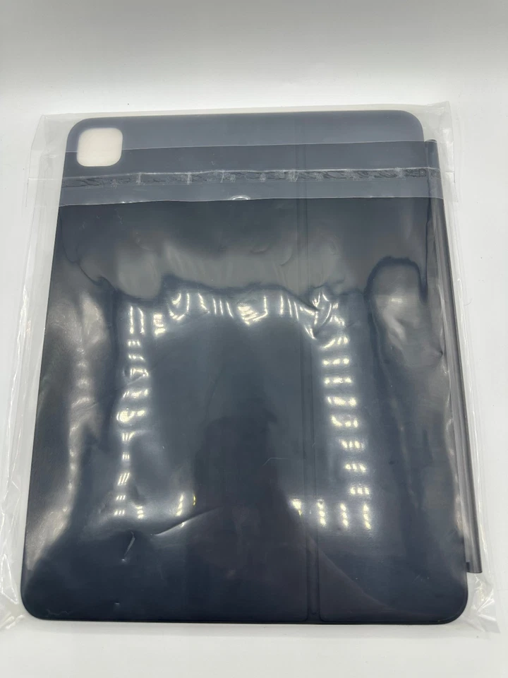 APPLE IPAD SMART KEYBOARD QWERTY MAGNETIC FOLIO A2974 - 13inch M4 - Image 3 of 4