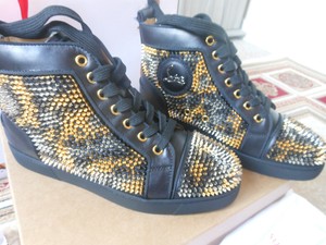 louboutins womens trainers