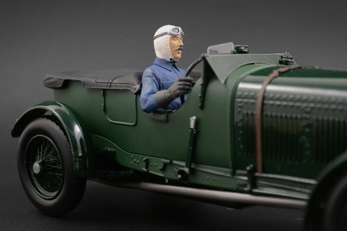 Tim Birkin sitting Figura para 1:18 Spark Bentley Speed Six 1930 LeMans NO CAR