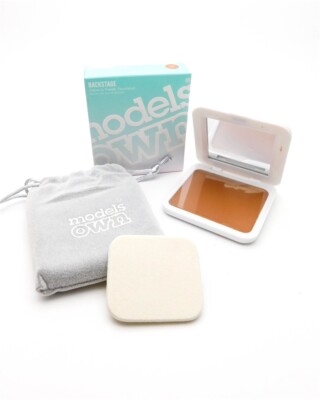 Models Own Backstage Creme to Powder Foundation, Tan 07  .15oz