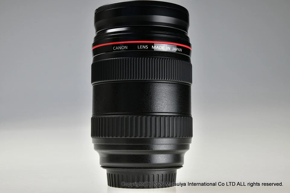 Near MINT Canon EF 24-70mm f/2.8 L USM - Photo 2/4