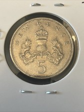 A21-1970 UK 5 New Pence Coin Elizabeth II -Combined Shipping Available