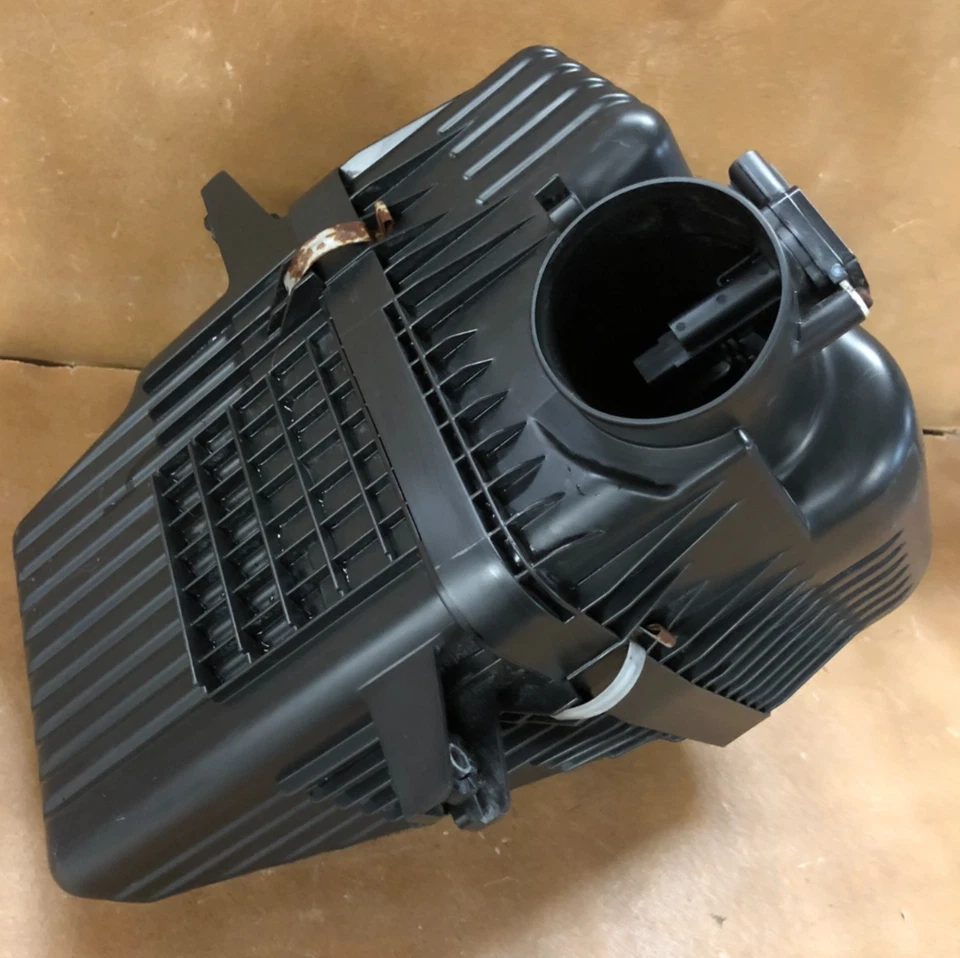 Suzuki Grand Vitara 2012 limpiador de caja de aire 2,4 L 2009-2013 Foto 2 de 4