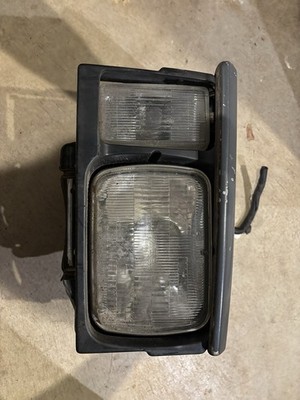 1984-1986 Nissan 300ZX Z31 LH Driver Left Front Headlight Assembly