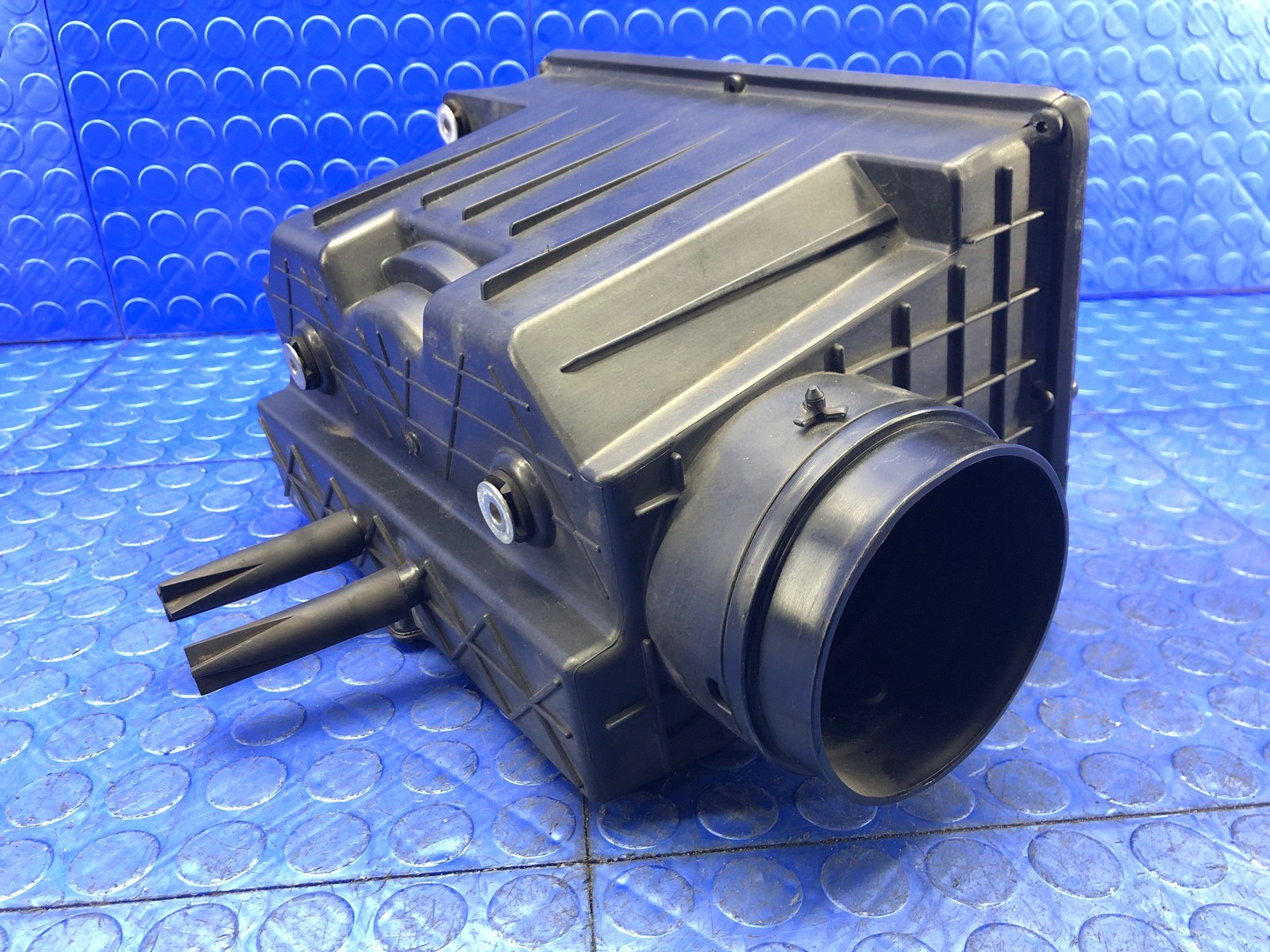 2016-2021 MCLAREN 570S LEFT SIDE AIR INTAKE CLEANER FILTER BOX HOUSING 11F087502