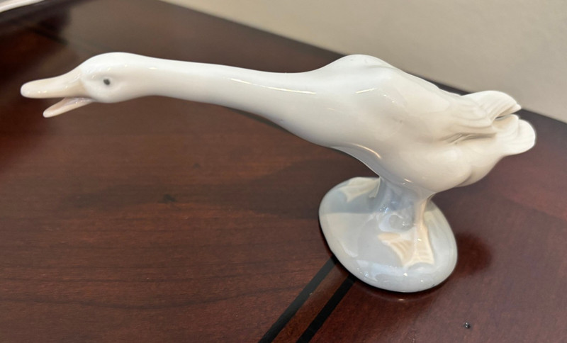 Lladro Spanish Porcelain Longneck Honking Goose Figurine Vintage Decor 6.5 in