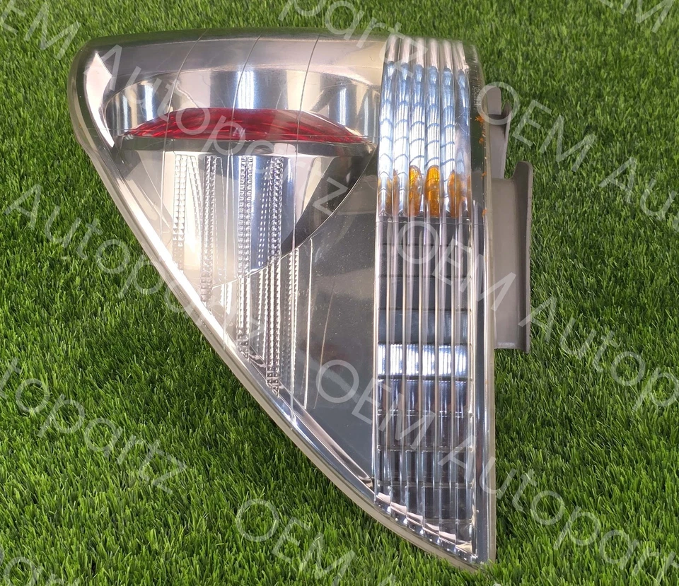 Par de luces traseras izquierda y derecha OEM usado Lexus Altezza IS200 IS300 SXE10 Foto 4 de 4