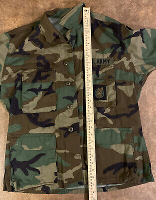 US Military Army Woodland Camo Long Sleeve Button Up Shirt US Military Army Woodland Camo Long Sleeve Button Up Shirt