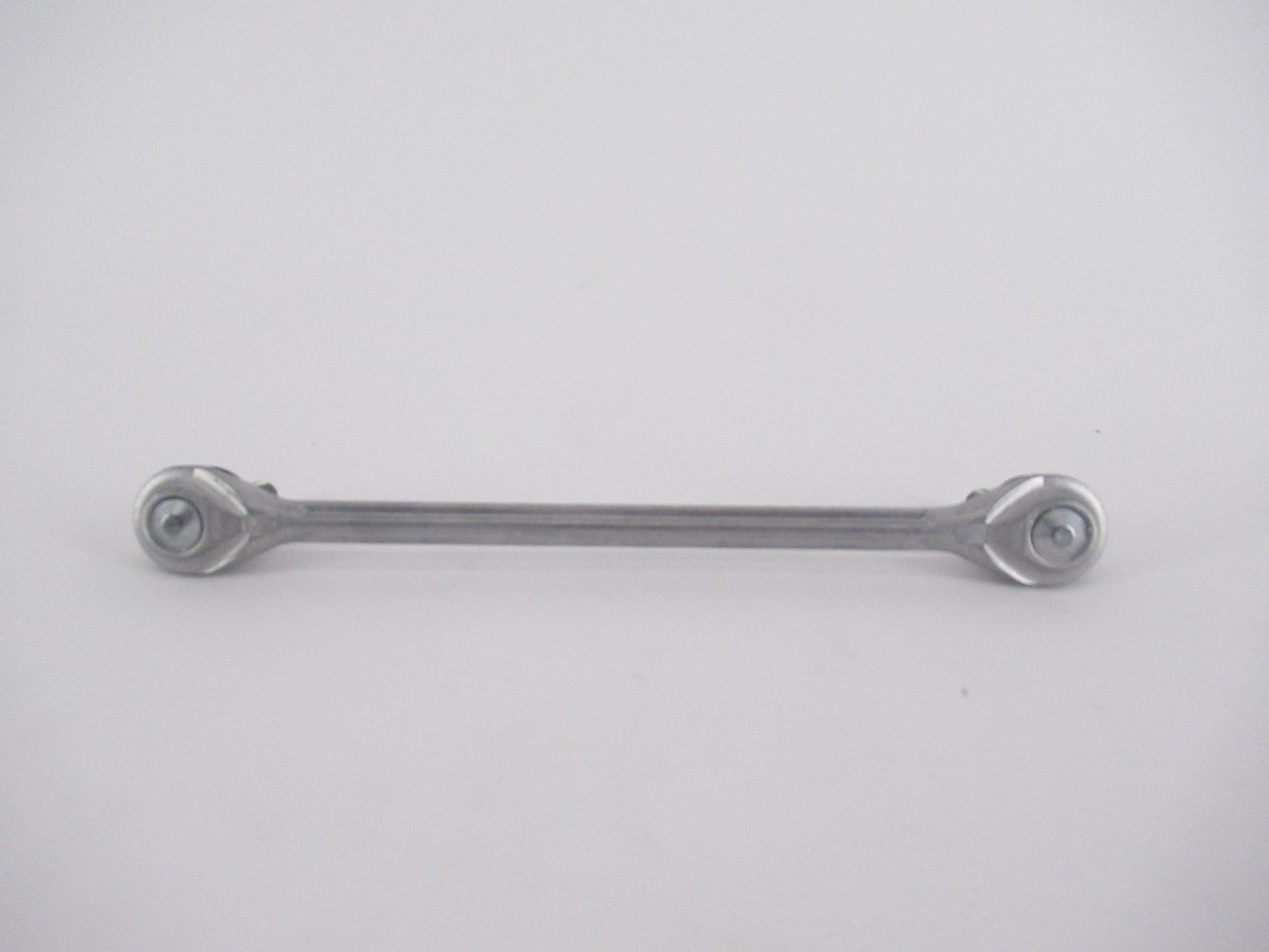 Genuine OEM Toyota Lexus 48820-06050 Front Sway Bar Stabilizer