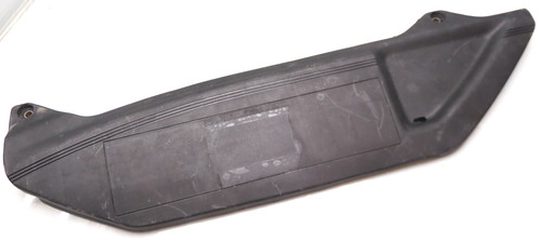 VW PASSAT 35i / ABDECKUNG VERKLEIDUNG KÜHLER WASSERKÜHLER / 357121343F (B6915)