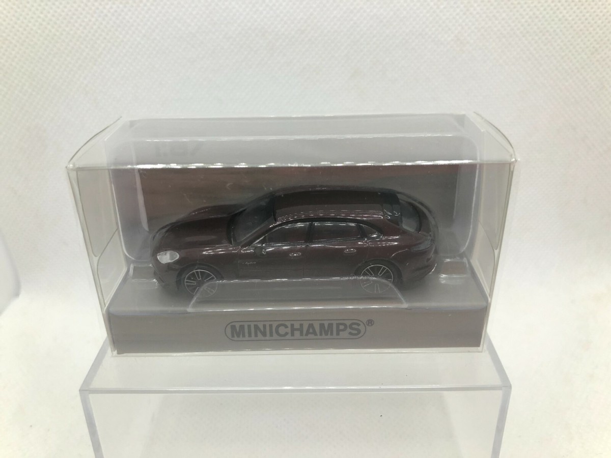 Minichamps 1:87 Porsche Panamera Turbo S E-Hybrid 2017 Metallic