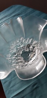 🎵 Glasschüssel mit geschw.Rand Dm.ca.28cm🎵