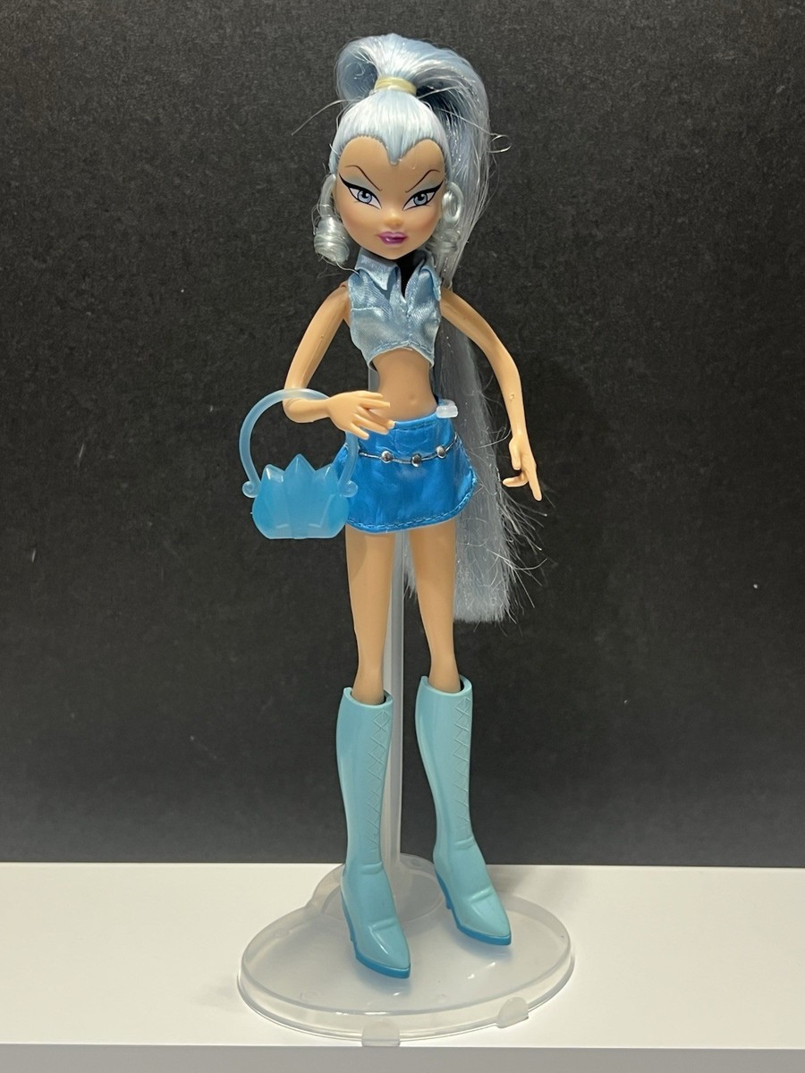 2004 Mattel • G1 Winx Club Trix Witch Leader ICY x2 Dolls • 1st