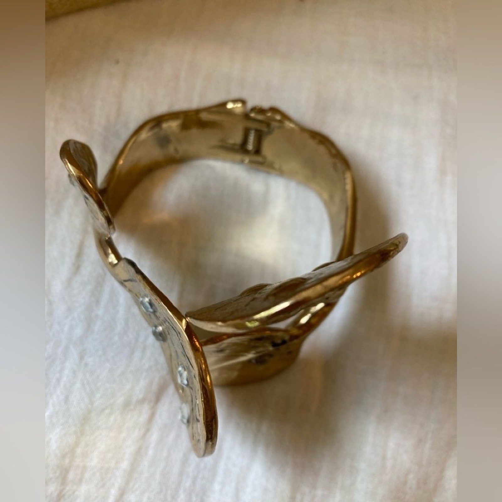 Chunky Statement Leaves Hinged Bangle Bracelet - image 3