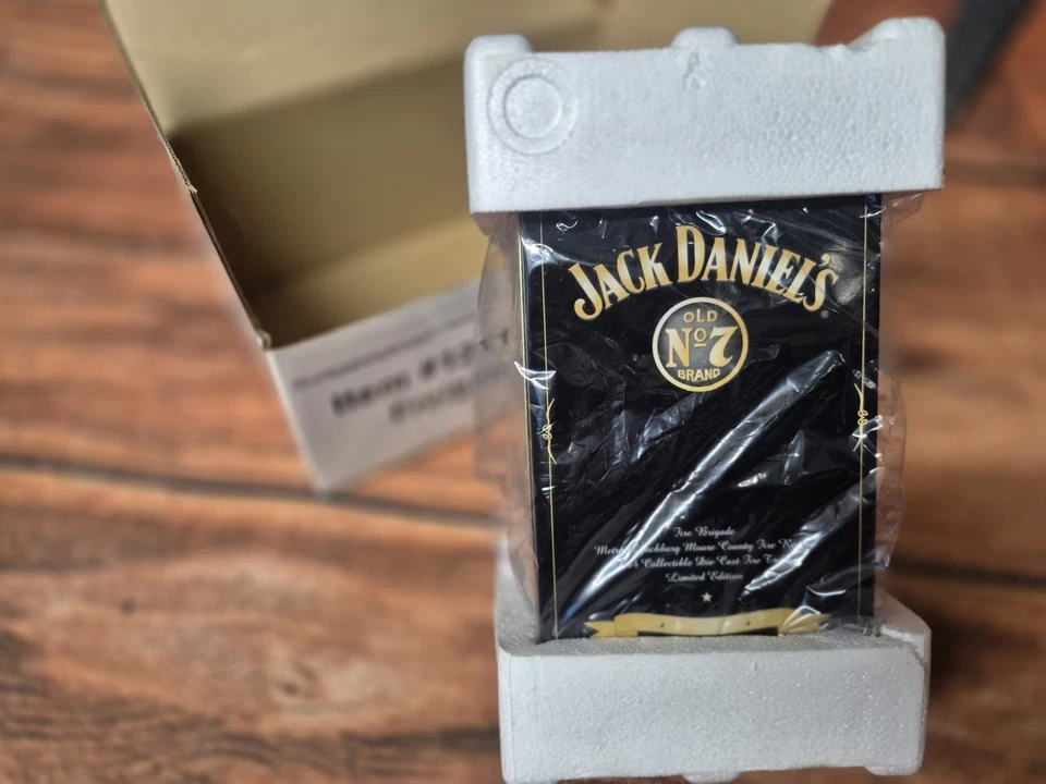 Code 3 Jack Daniels Freightliner Pumper #12114 W Tin + Retail Sleeve 1/64 (JF2) - Image 2 of 4