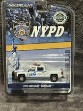 GREENLIGHT 2015 Chevrolet Silverado NYPD Police Truck 1:64 Diecast Hobby Exclusi