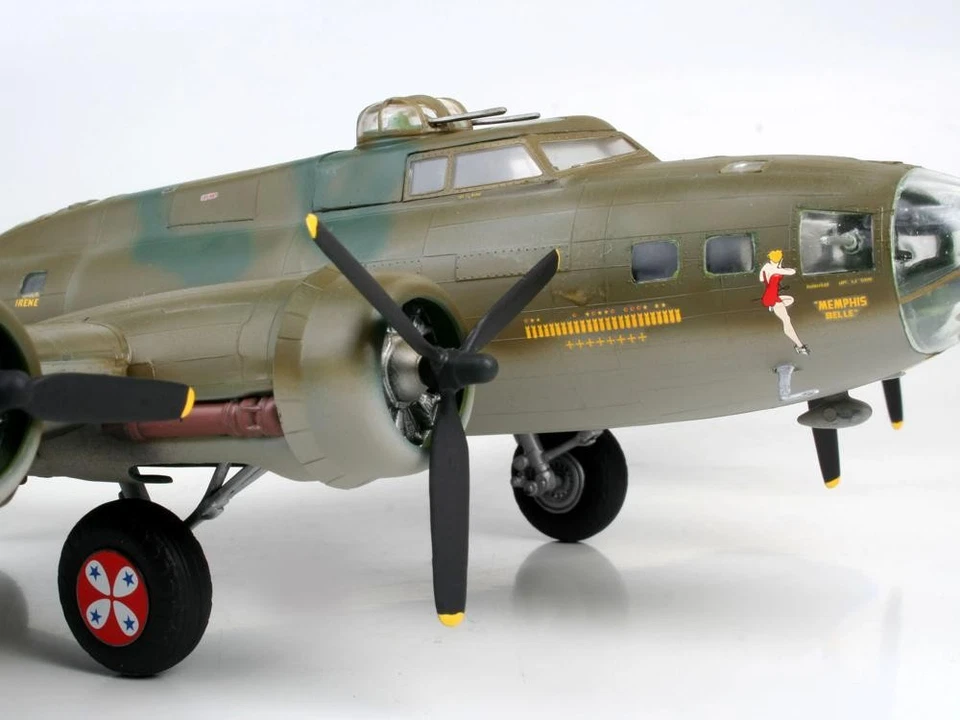 REVELL 1/48 B-17F MEMPHIS BELLE (MILITARY AIRCRAFT) - Immagine 3 di 4