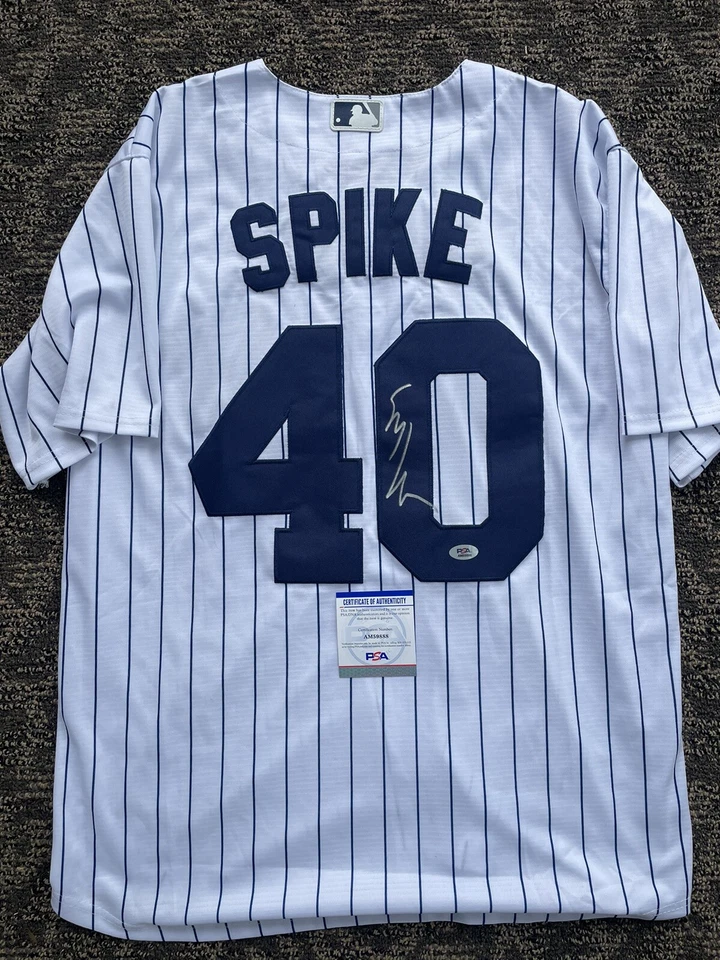 Spike Lee Signed Autographed New York Yankees jersey Psa/Dna Coa 40 Acres  - Image 2 of 3